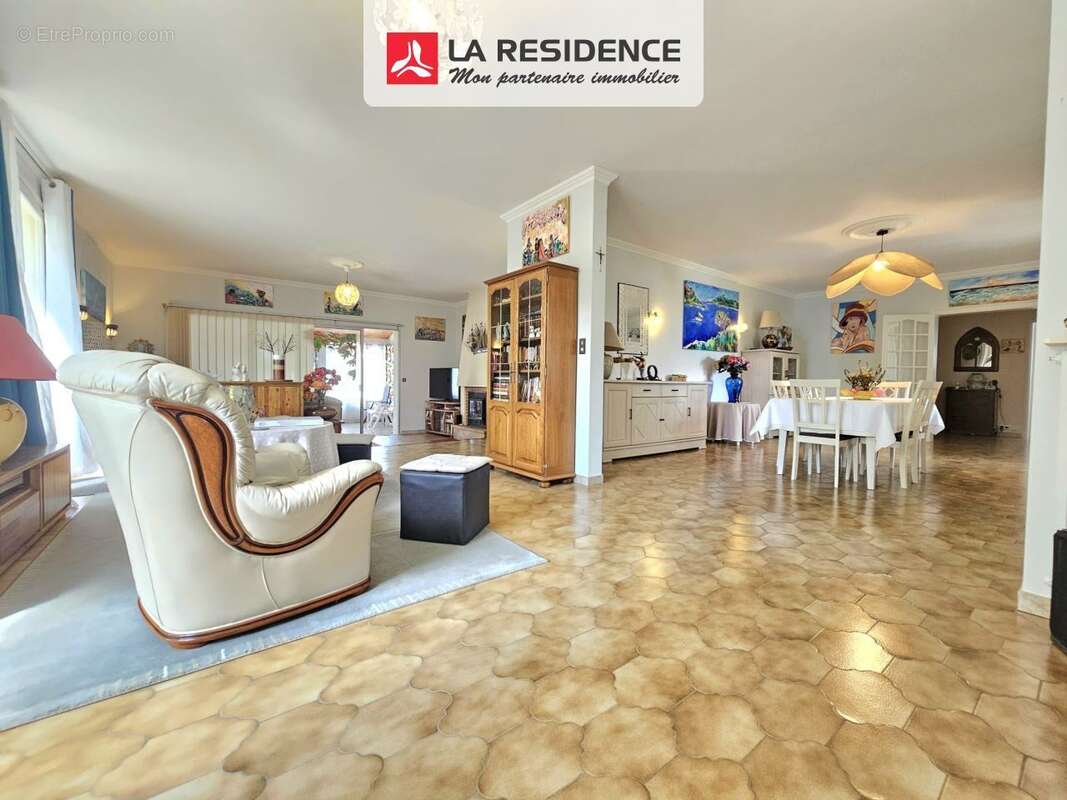 Maison 246 m² à Revel  - photo 2