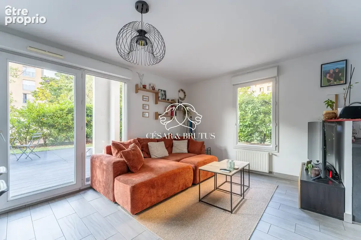 Appartement 3 pièces 73 m² à vendre à Lyon-8e (69008) - photo 4