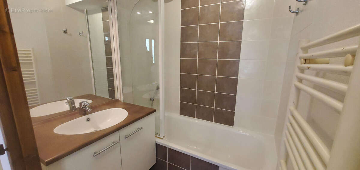 Appartement à HAUTELUCE