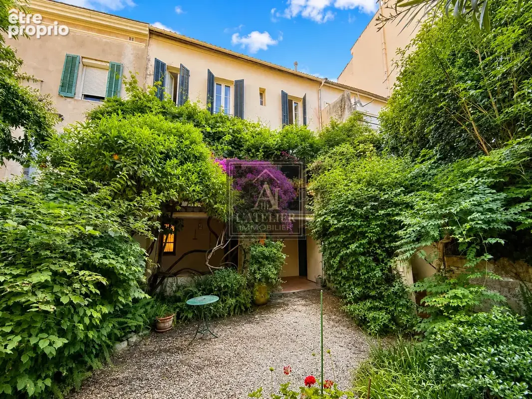 Elégante maison bourgeoise de caractère avec jardin au cœur du Mourillon - photo 2