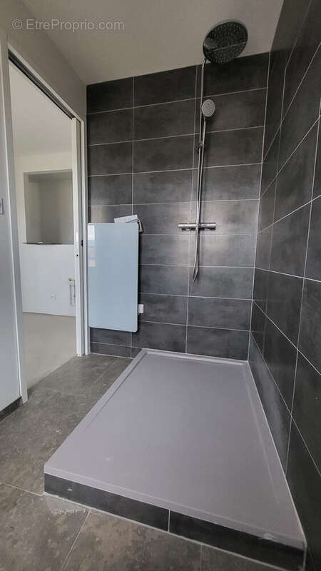 Douche à l'italienne - Appartement à ROUSSILLON