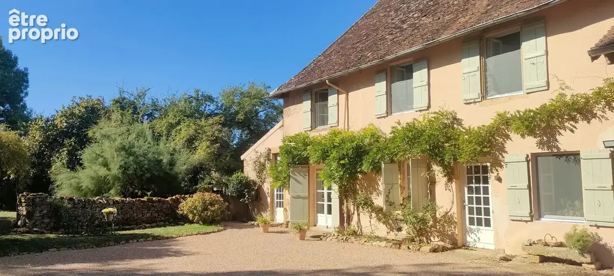 AUTHENTIQUE !!! Grande et belle maison en pierre dans un cadre préservé - photo 59
