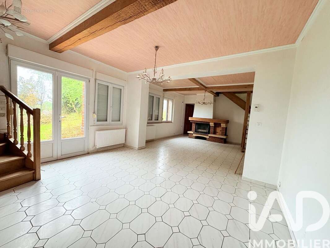 Maison 150 m² à Caix  - photo 8