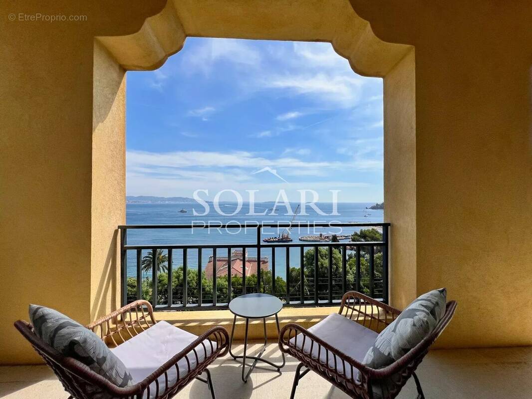 Maison à THEOULE-SUR-MER