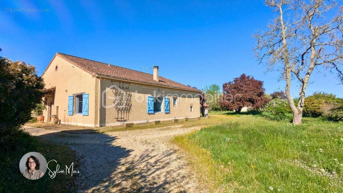Maison à MONTAYRAL