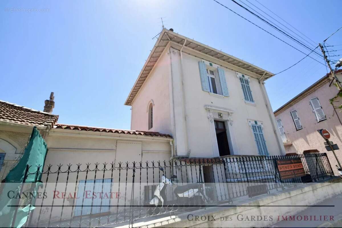 Appartement à LE CANNET