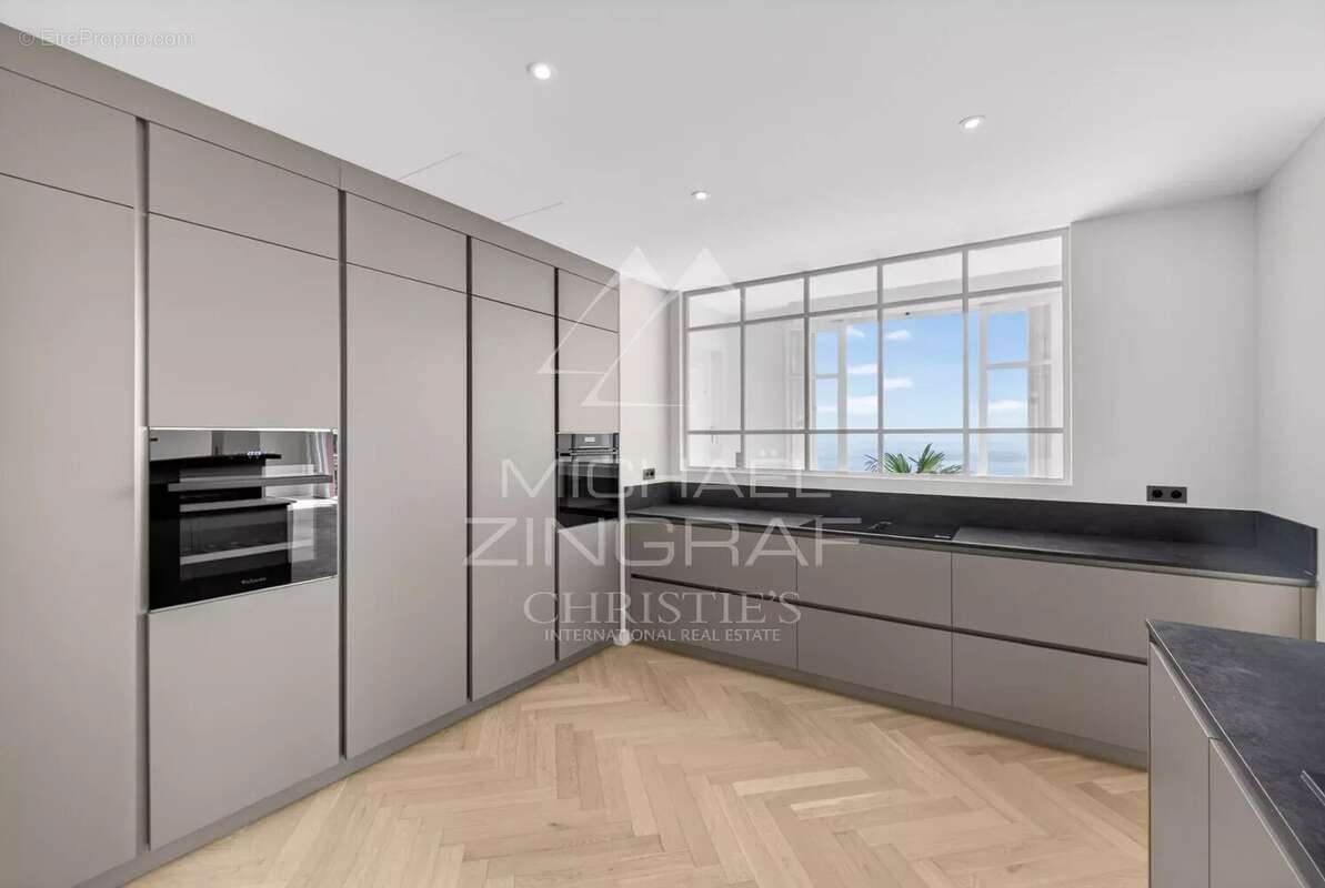 Appartement à BEAULIEU-SUR-MER