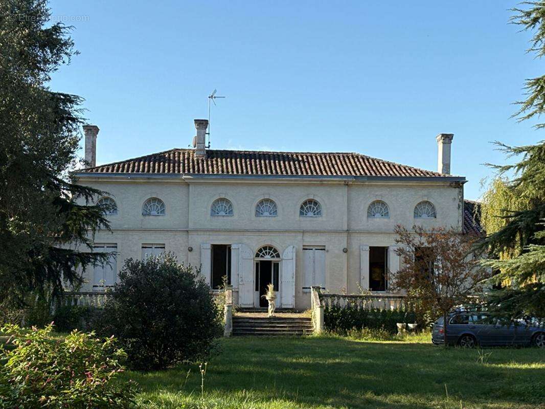 Maison à LAMOTHE-LANDERRON
