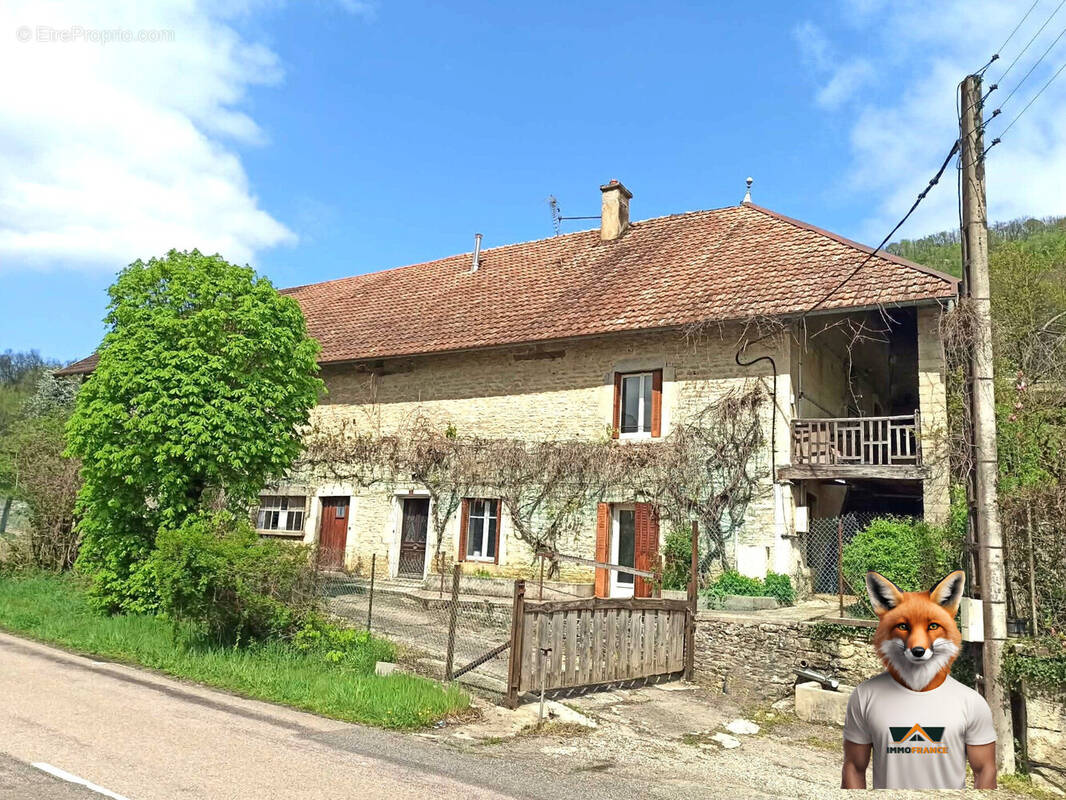 Maison à SCEY-MAISIERES