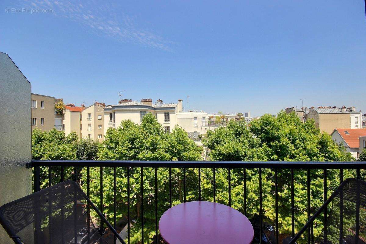 Appartement à BOIS-COLOMBES