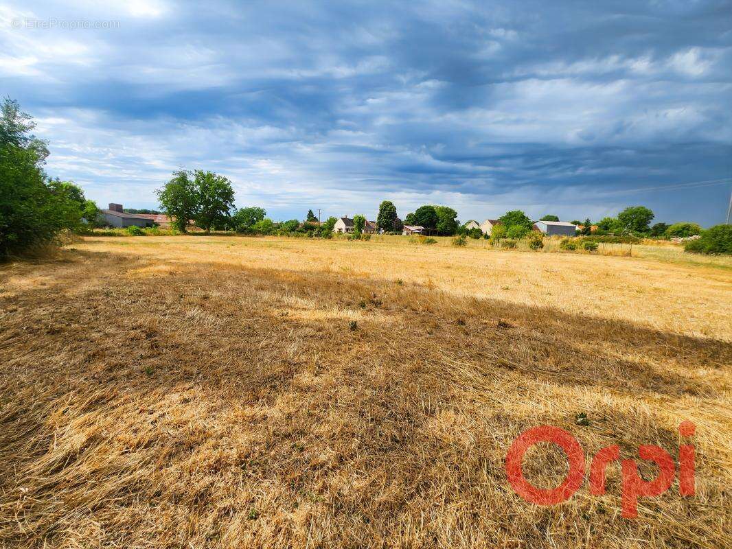 Maison à SAINT-GERMAIN-DES-BOIS