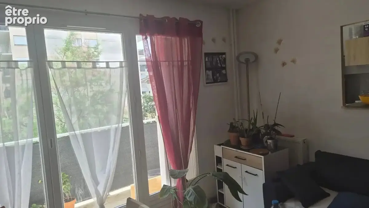 Appartement 3 pièces avec deux balcons, parking et garage – - photo 2