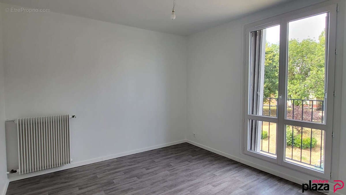 Appartement à ETRECHY