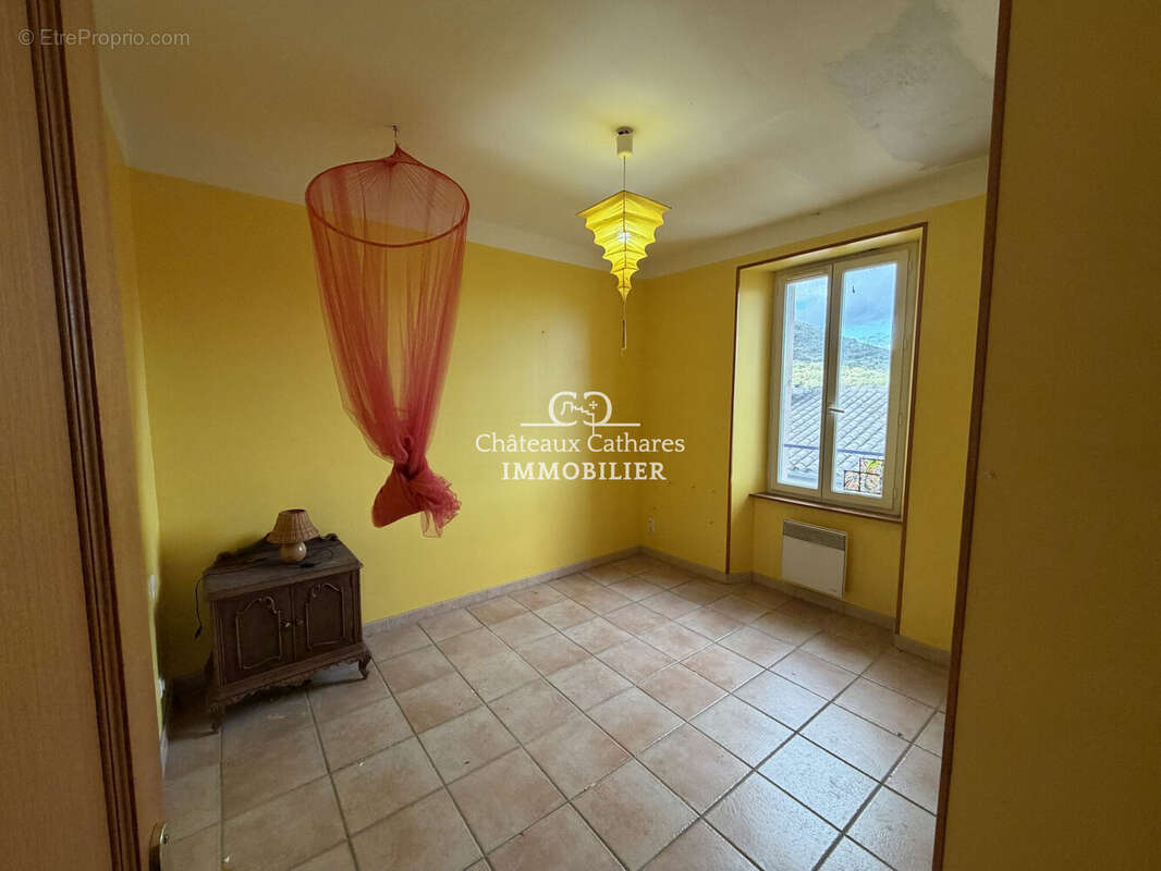 Maison à DUILHAC-SOUS-PEYREPERTUSE