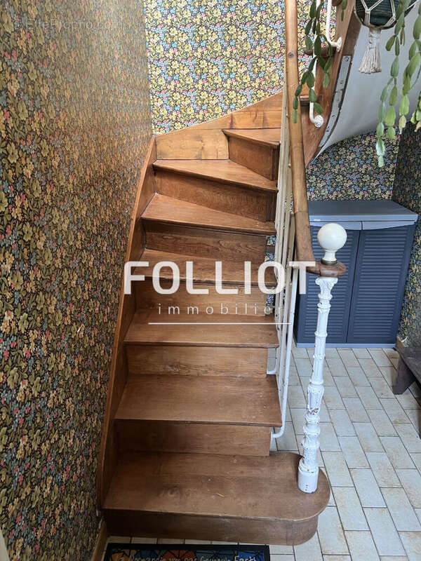 Maison à SAINT-JEAN-DE-SAVIGNY