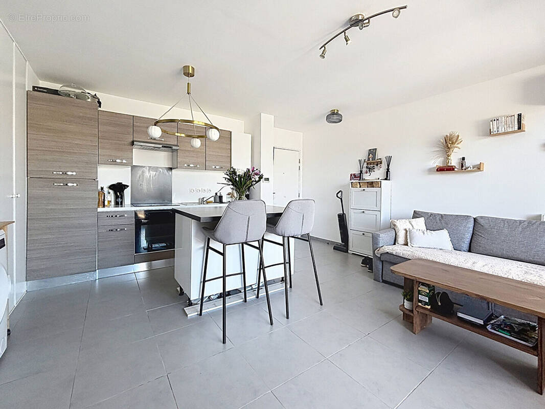 Appartement à VITROLLES