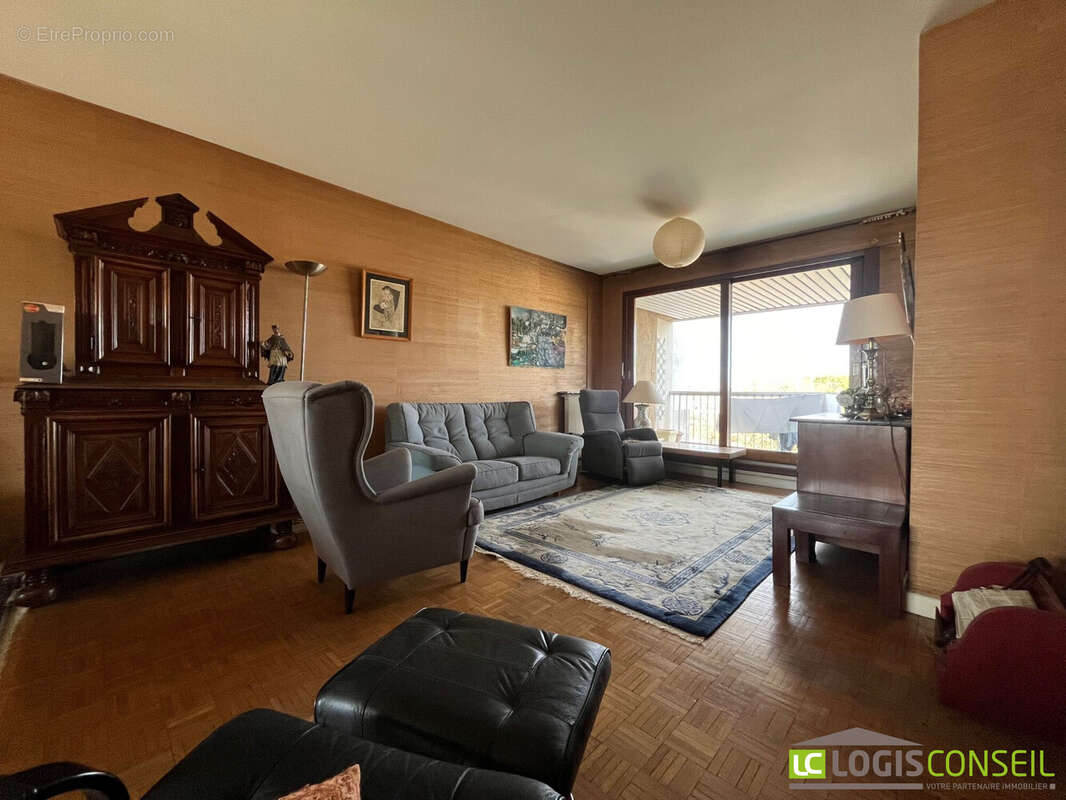 Appartement à BOURG-LA-REINE
