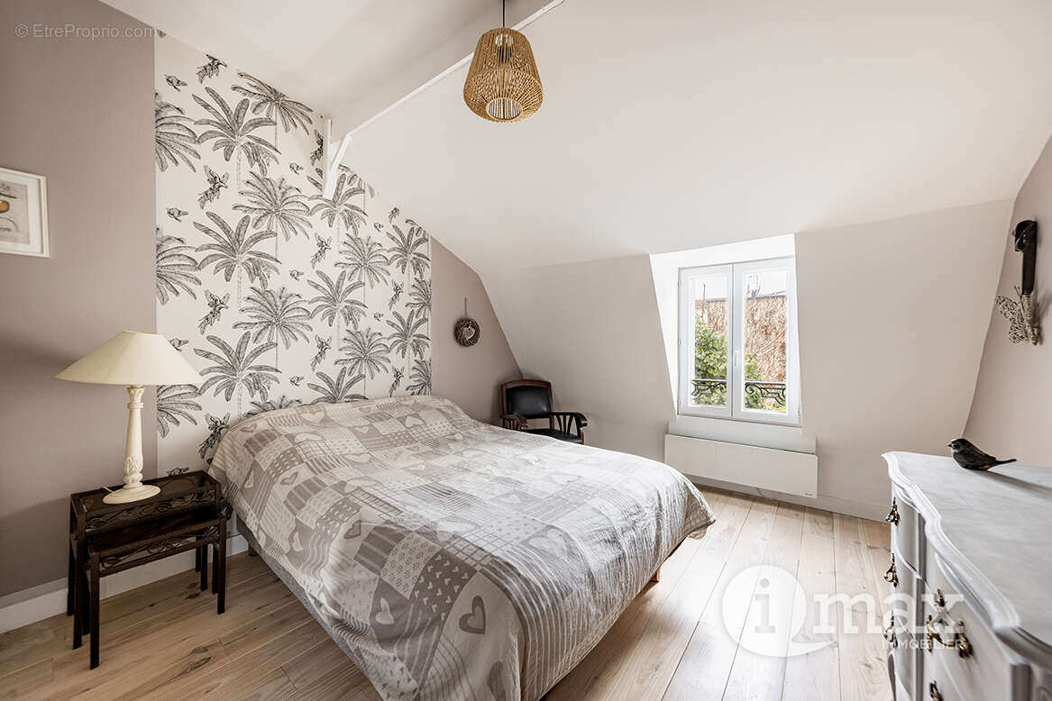 Maison à BOIS-COLOMBES