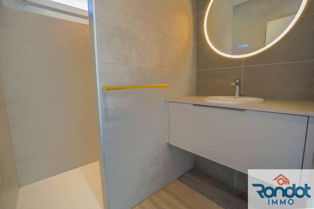 Maison 6 pieces/4 chambres/170 m2 sur terrain de 1000 m2 env. - photo 9