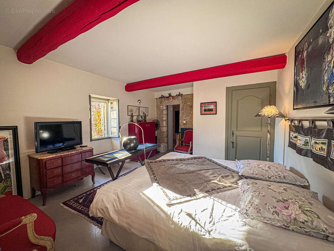 Maison à PUJAUT