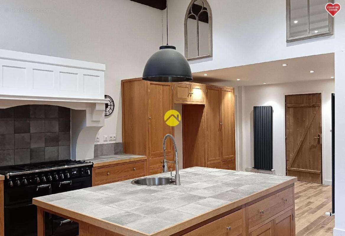 Maison à LE GRAND-BOURG