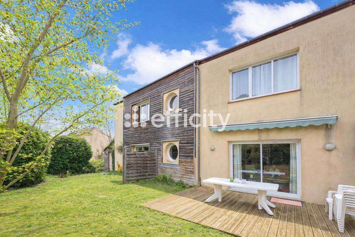 Appartement à SAINT-BRICE-SOUS-FORET