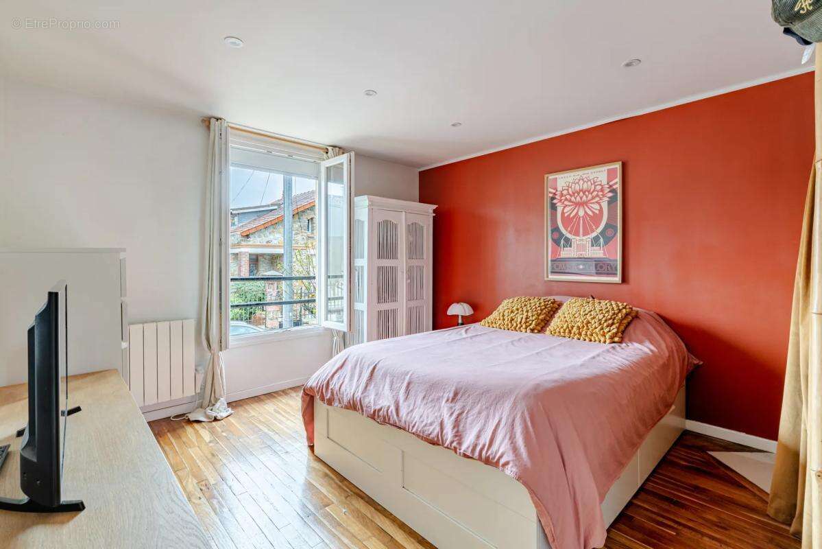 Maison à CHOISY-LE-ROI