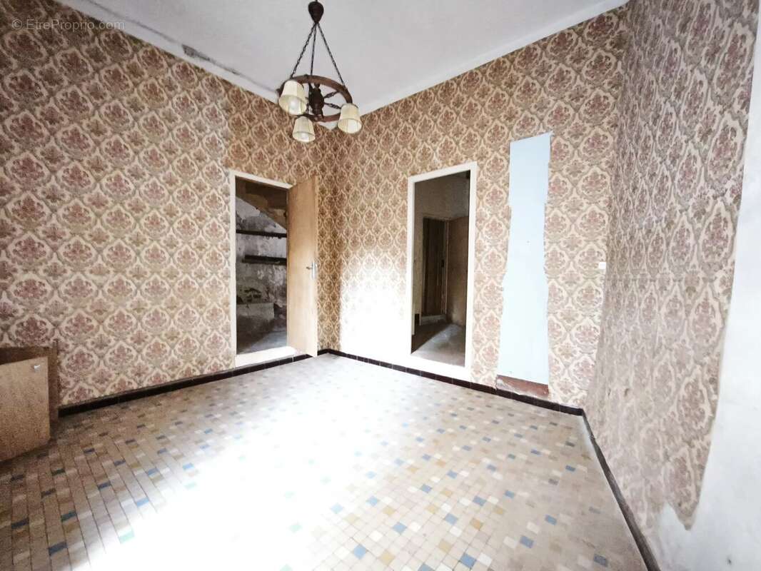 Maison à BELMONT-SUR-RANCE