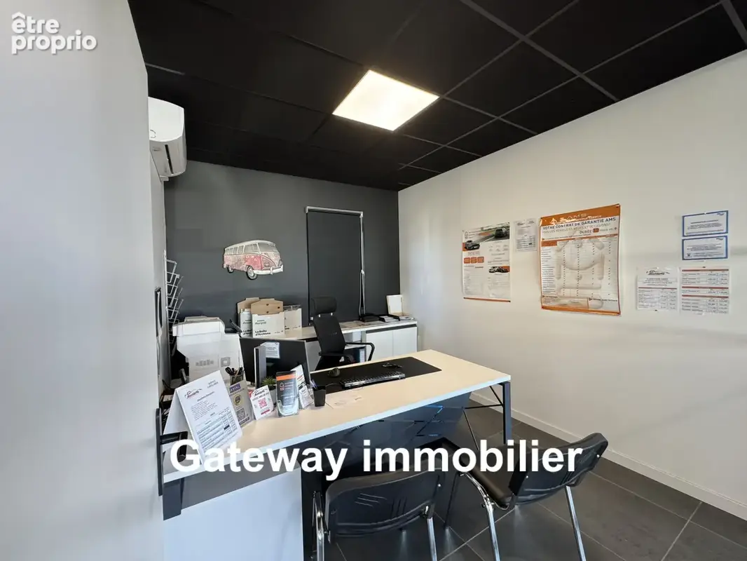 Local professionnel bureaux, entrepôt et showroom  925m2 à gerzat  63360 - photo 12