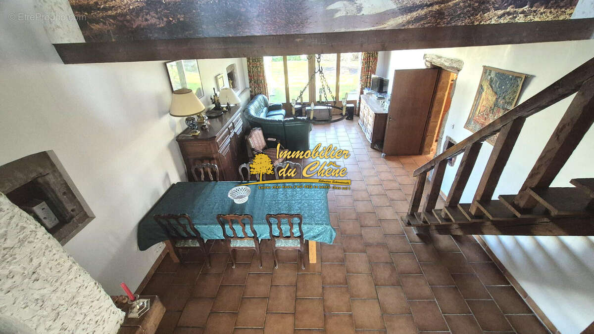 Maison à SAINT-LOUP-SUR-SEMOUSE