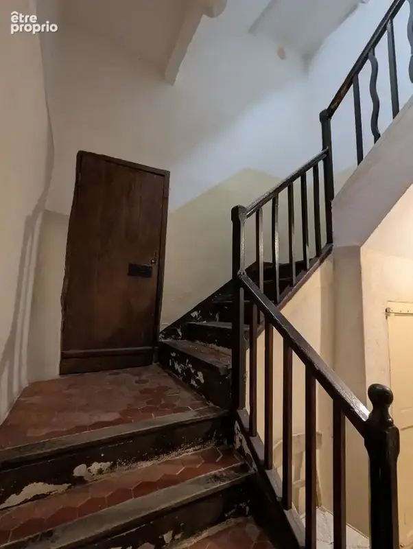 AUPS, charmant appartement situé au premier étage avec remise. - photo 14