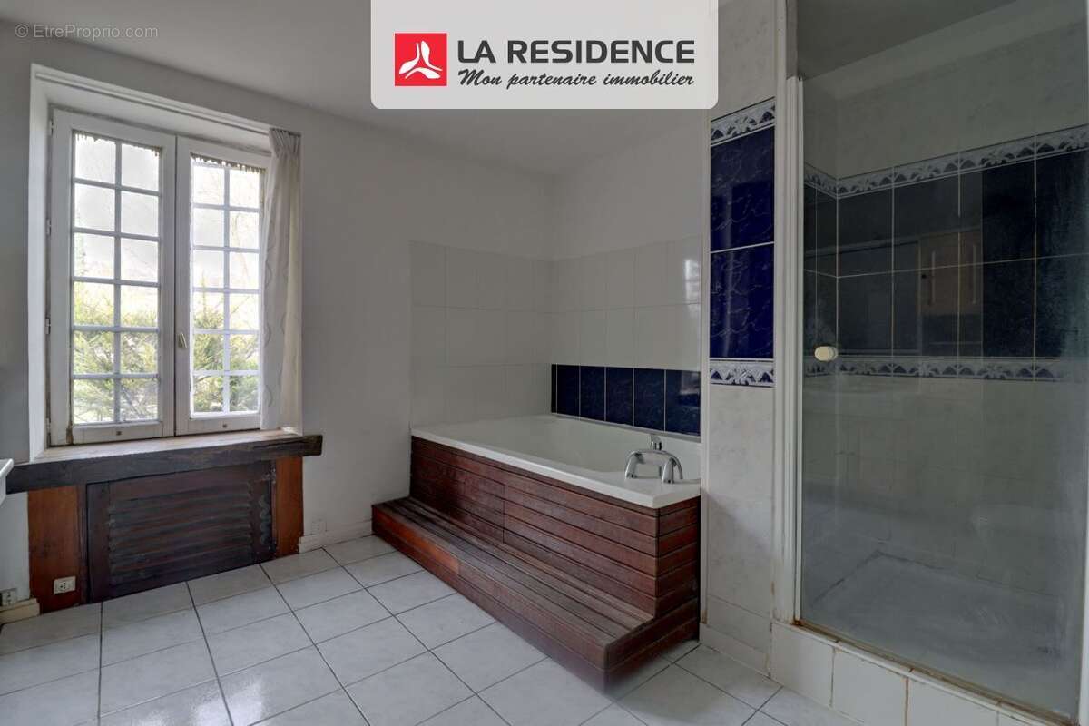 Maison à MAREIL-SUR-MAULDRE