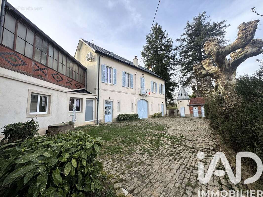 Photo 2 - Maison à COUCHES