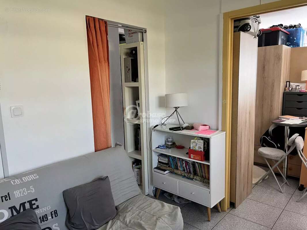 Appartement à MARSEILLE-1E
