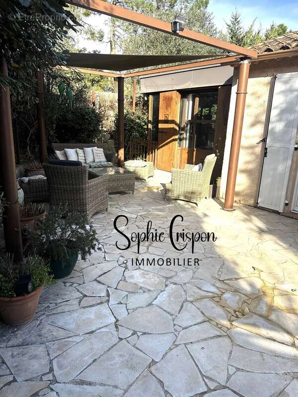 Maison à LES ADRETS-DE-L'ESTEREL