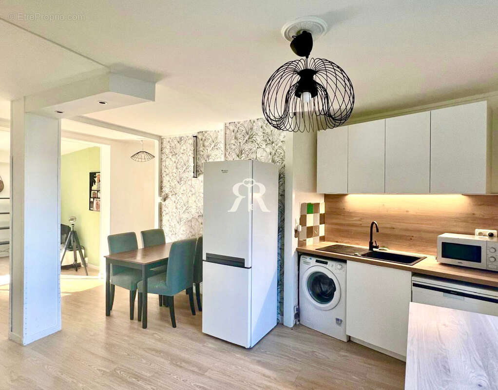 À VENDRE, bel appartement T4 - Quartier Salins / Vallières - Clermont-Ferrand - photo 4
