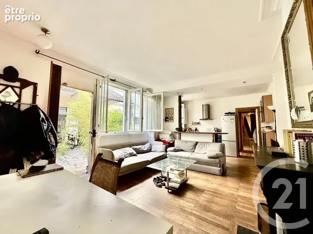 Photo Appartement à Paris-11e au prix de 735 000€