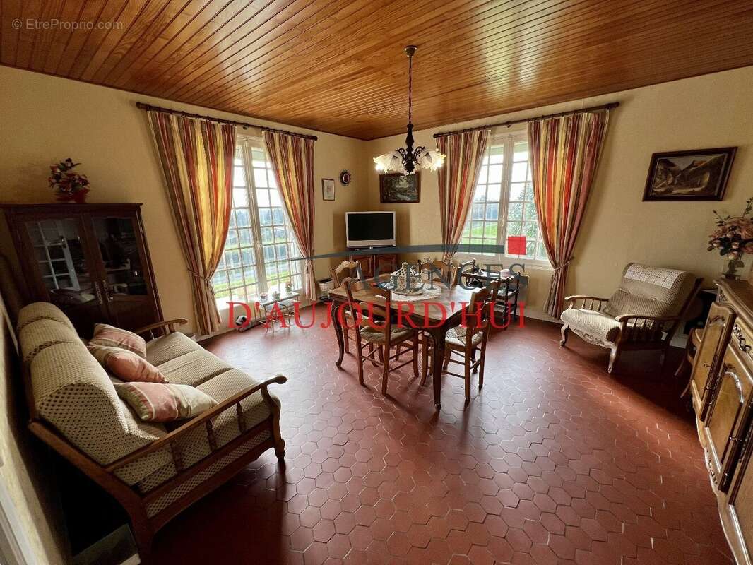 Maison à LE BENY-BOCAGE