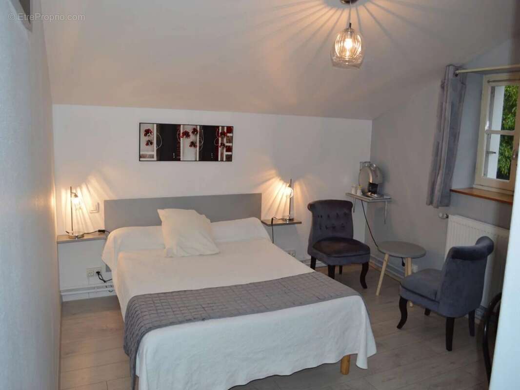Maison en pierre avec piscine - photo 11