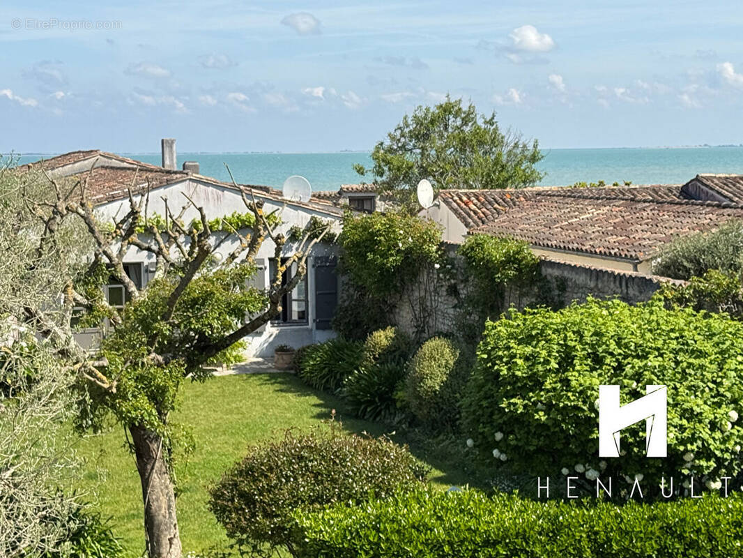 Maison à LA FLOTTE