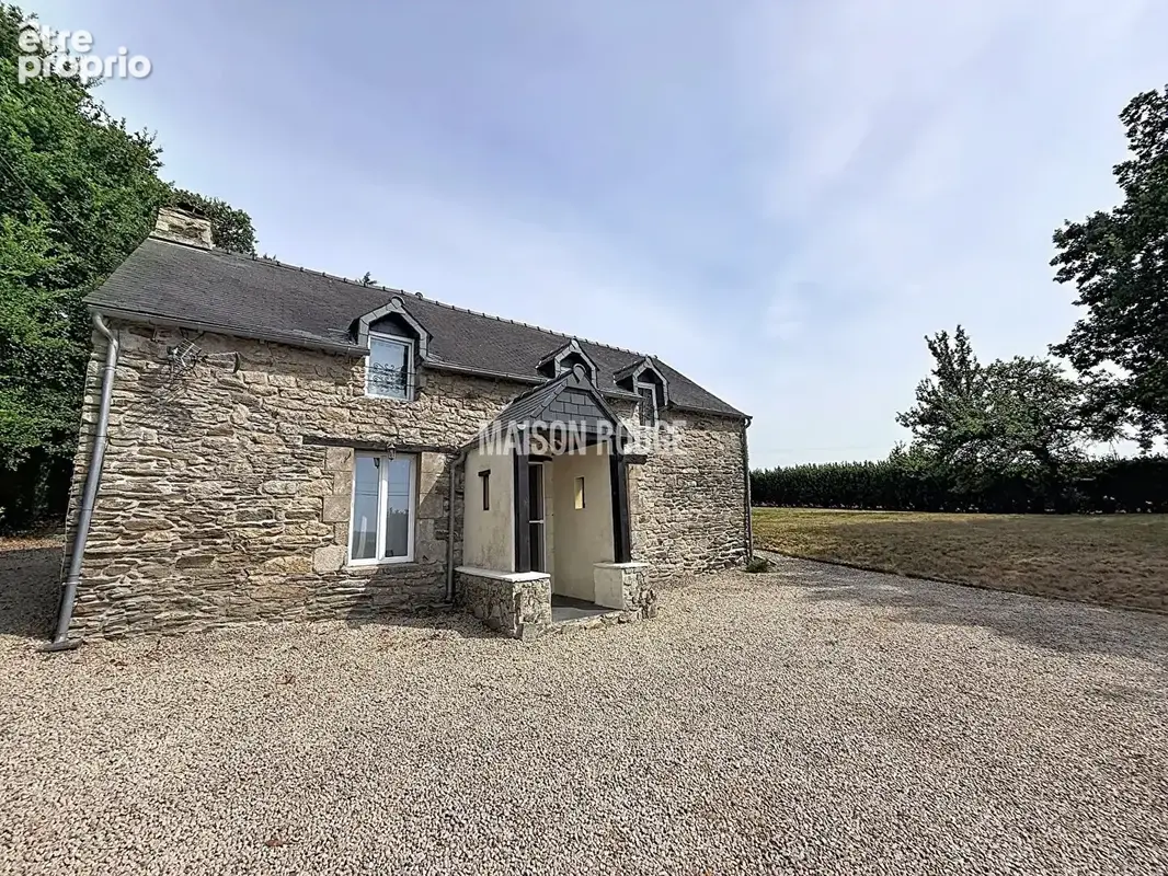 Maison à COLLINEE