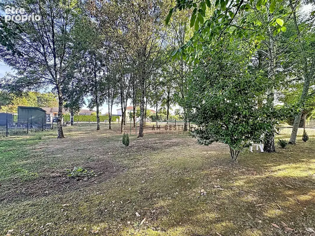 Terrain constructible Verneuil Sur Vienne 937 m2 - photo 3