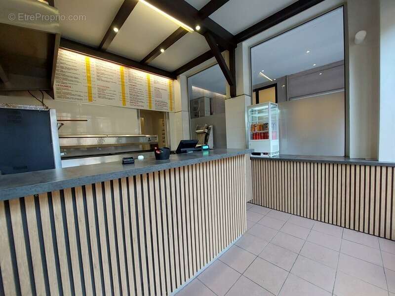 Commerce à AIX-LES-BAINS