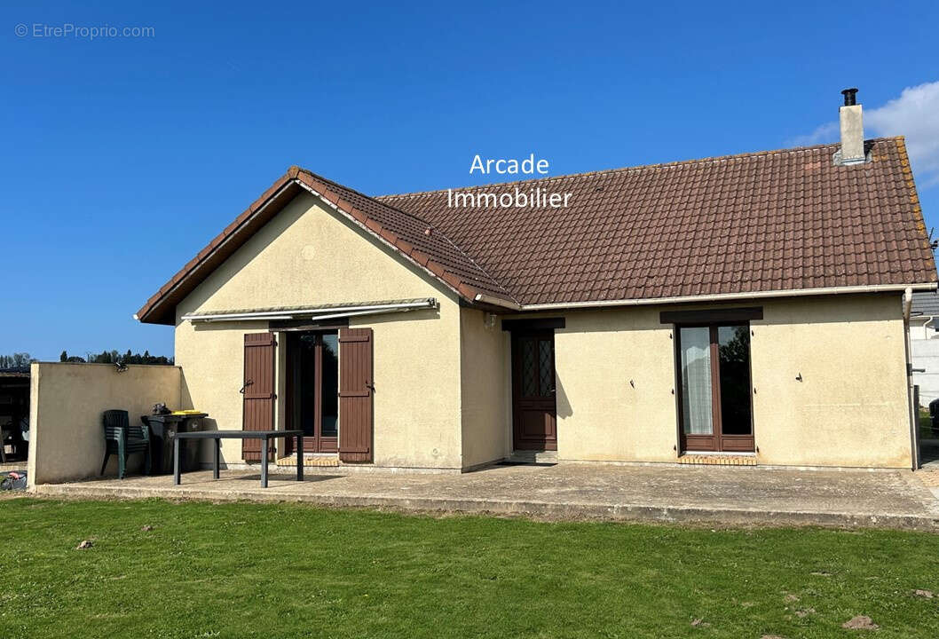 Maison à OCTEVILLE-SUR-MER