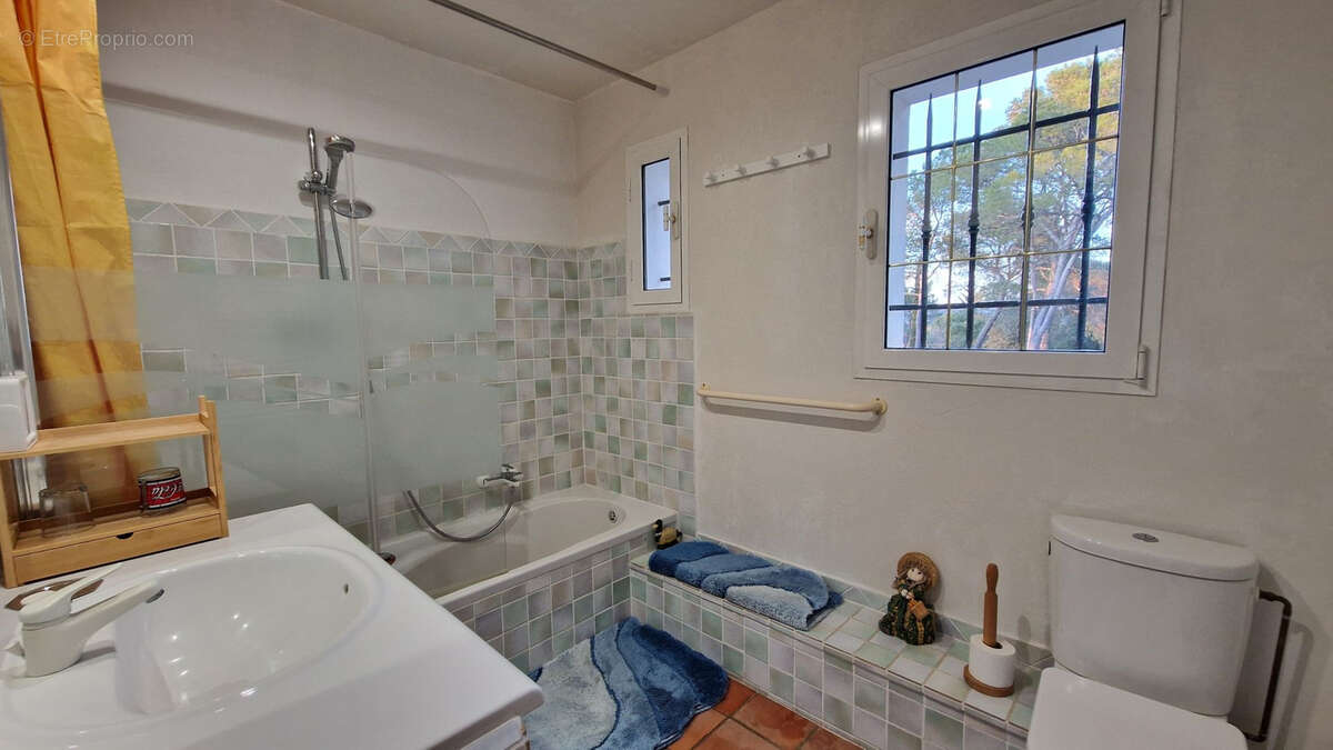 Maison à LE CANNET-DES-MAURES