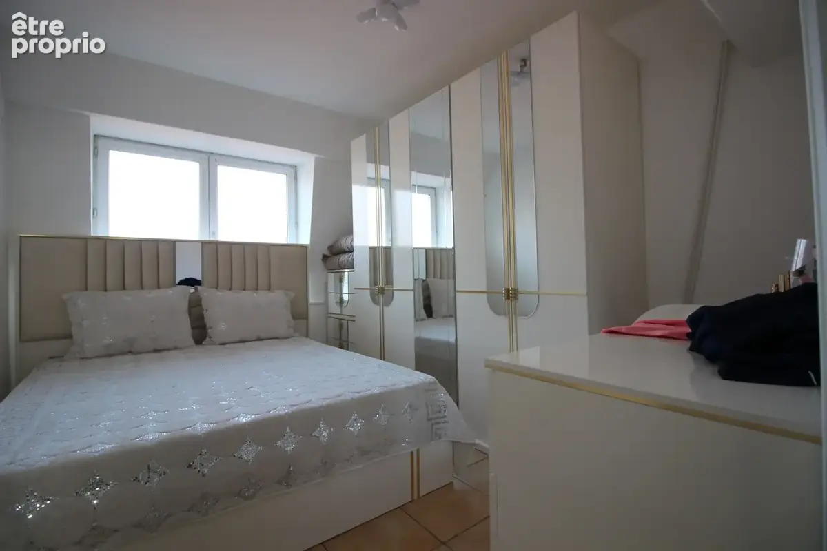 Appartement 200 m² à Roubaix  - photo 3