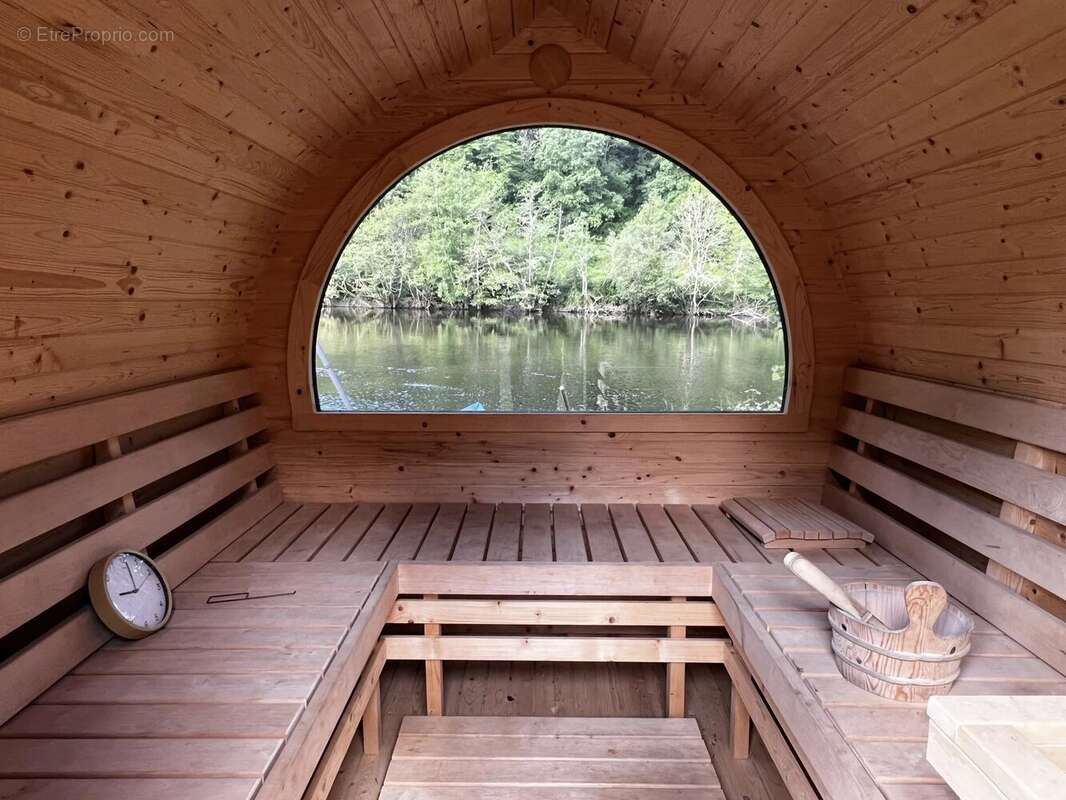 Maison à SAINT-JUNIEN