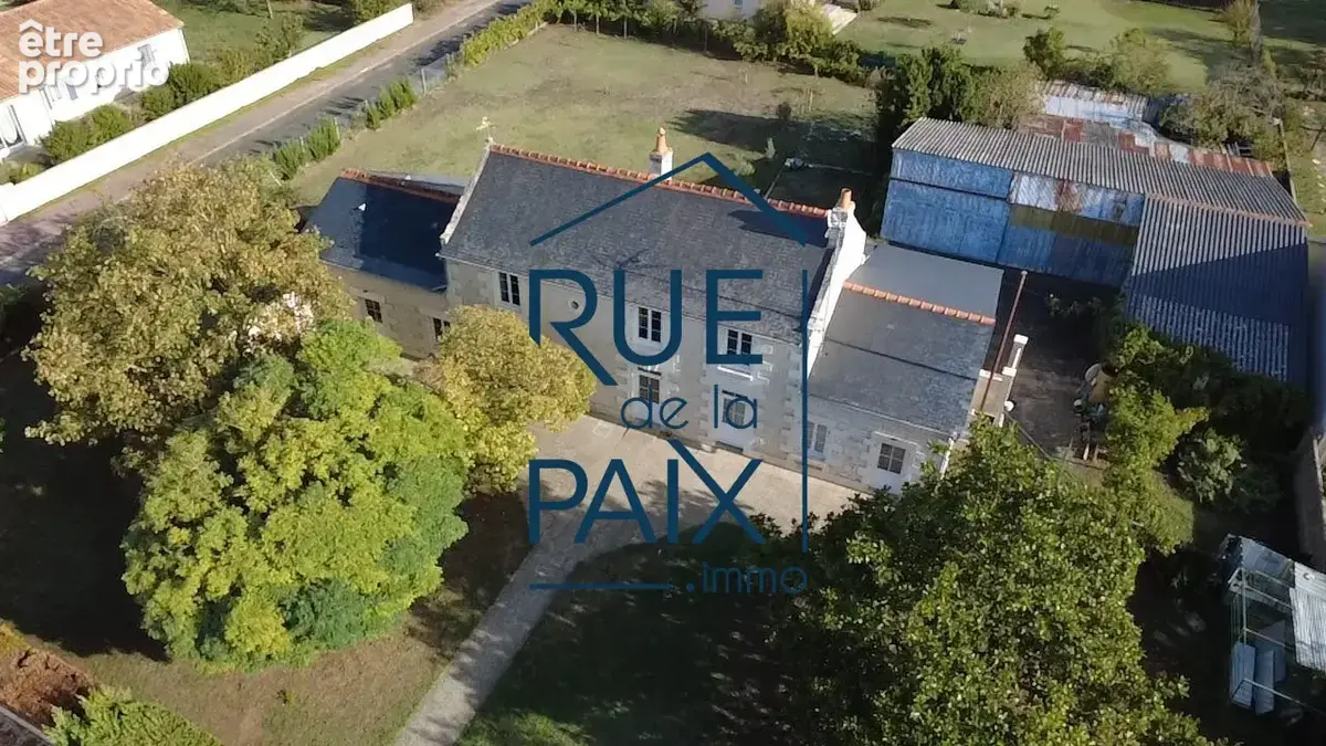 Maison 6 pièces 206 m² à vendre à Beuxes (86120) - photo 1