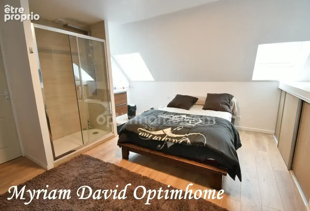 Maison entièrement rénovée 110 m² – 4 chambres – DPE C – Terrain 1 340 m² – Proche bourg de Plouray - photo 13