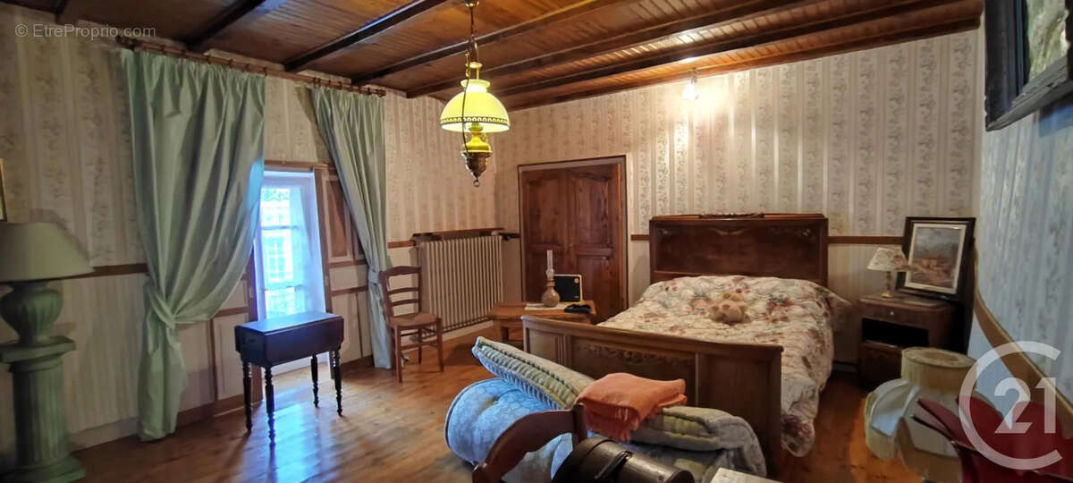 Maison à BLESLE